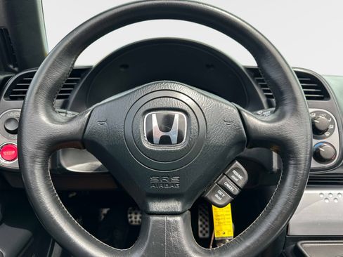 Used 2004 Honda S2000 image 20