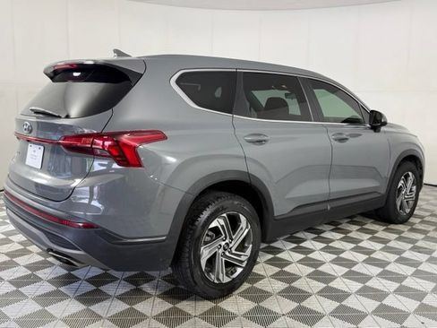 Used 2021 Hyundai Santa Fe SE FWD image 9