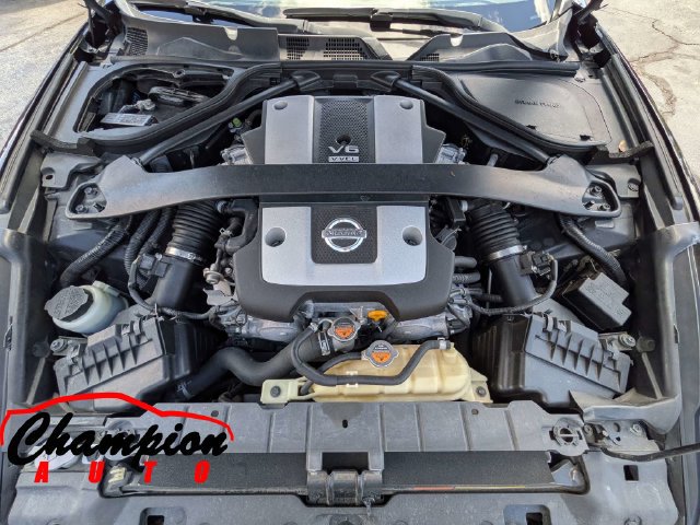 Used 2020 Nissan 370Z Coupe RWD image 15