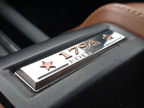 Used 2019 Toyota Tundra 1794 Edition image 28