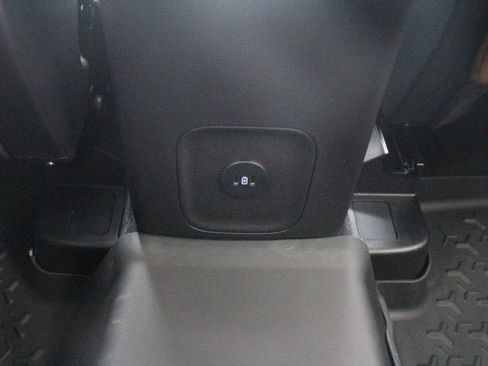 New 2025 Ford Bronco Sport Outer Banks w/ Outer Banks Tech Package+ image 11