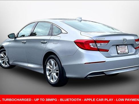 Used 2018 Honda Accord LX image 4