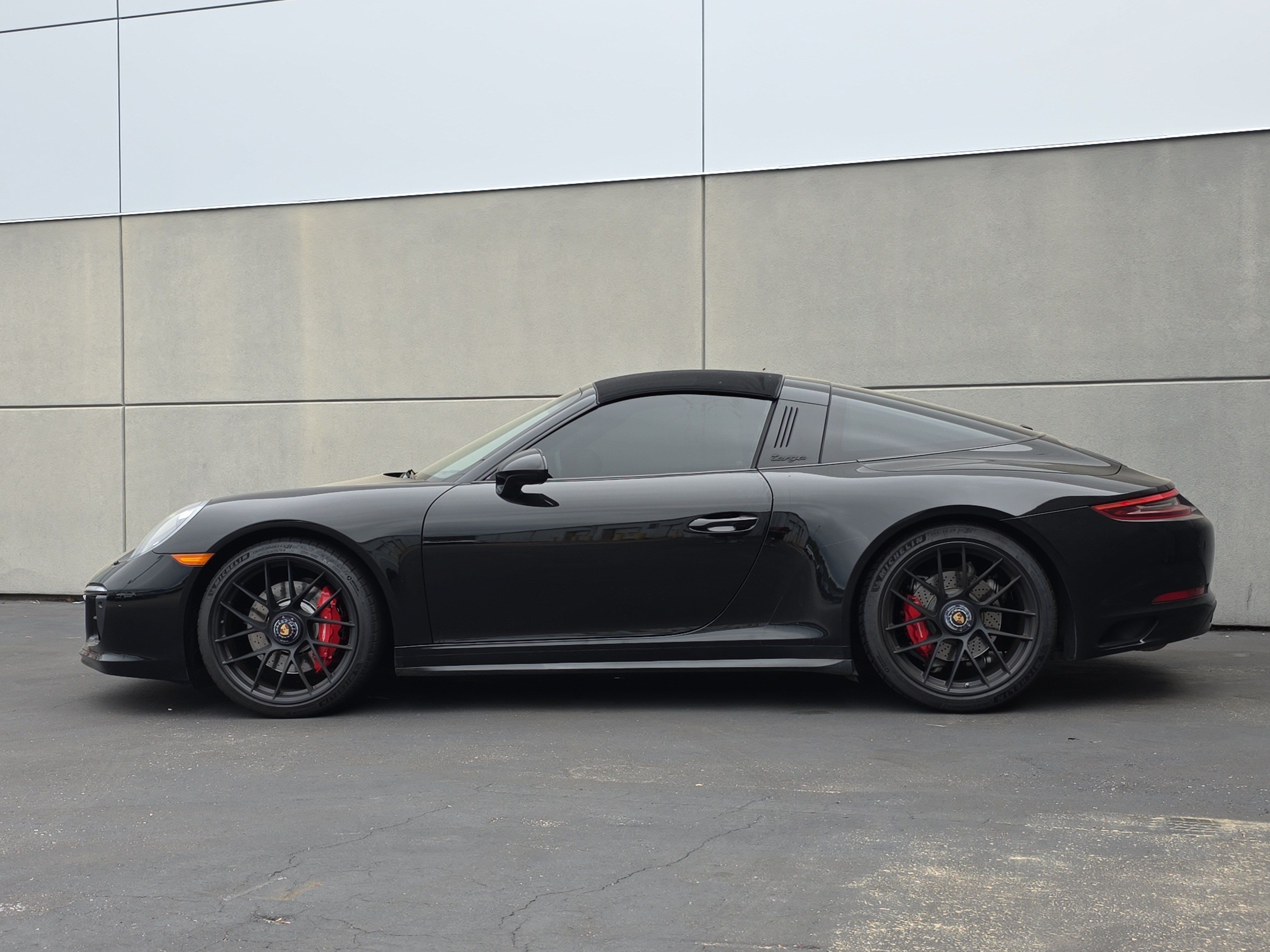 Certified 2018 Porsche 911 Targa 4 GTS AWD/4WD image 2