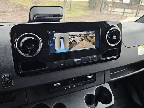 New 2026 Mercedes-Benz Sprinter 2500 image 38