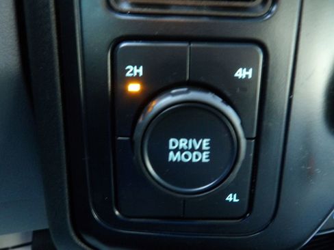 Used 2024 Ford F550 4x4 Crew Cab Super Duty image 22