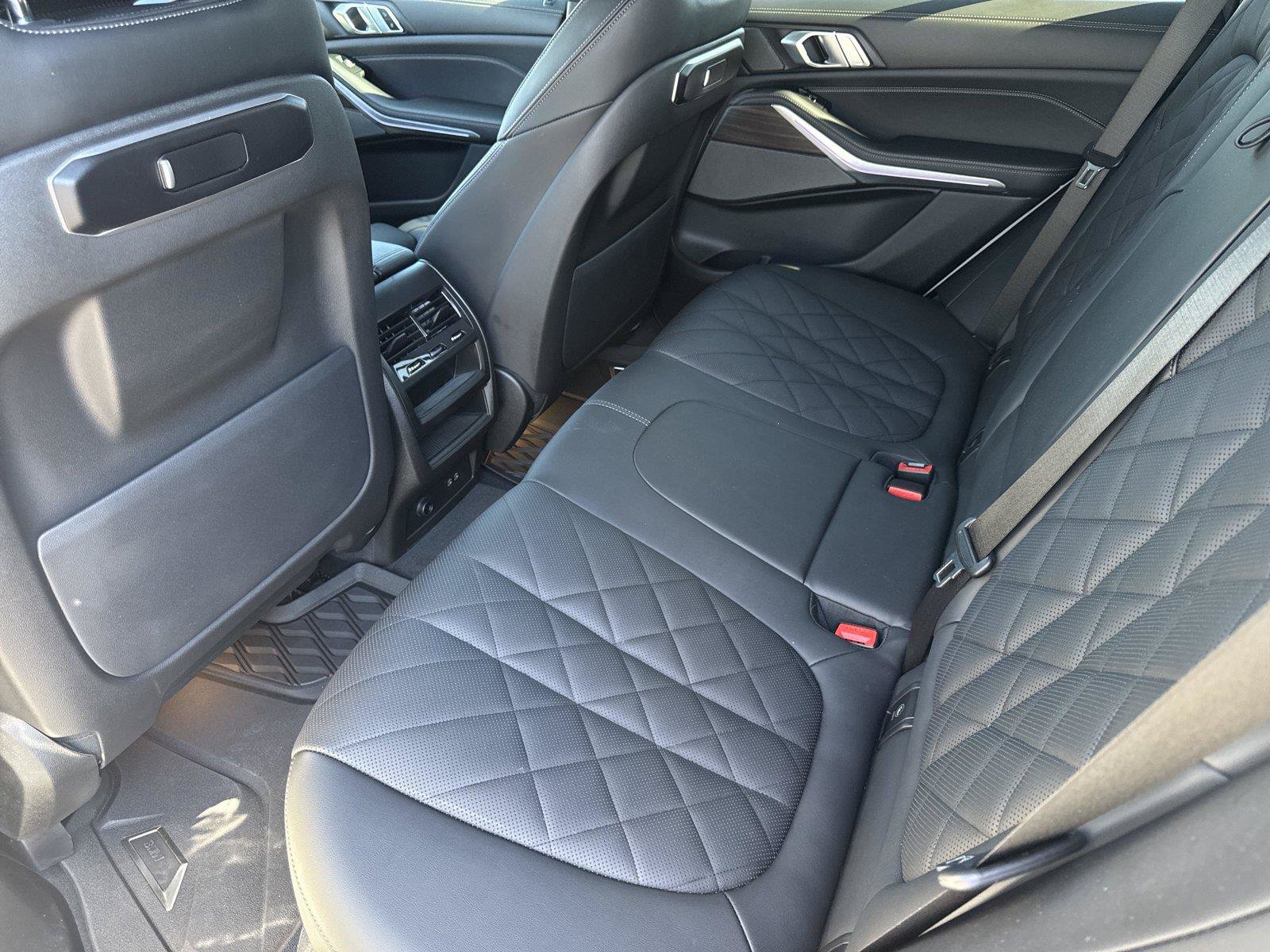 Used 2024 BMW X5 sDrive40i w/ Premium Package RWD image 22