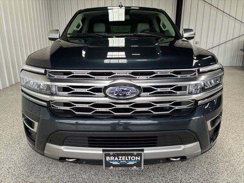 Used 2023 Ford Expedition Platinum AWD/4WD image 5