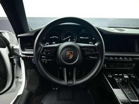 Used 2020 Porsche 911 Carrera 4S AWD/4WD image 38