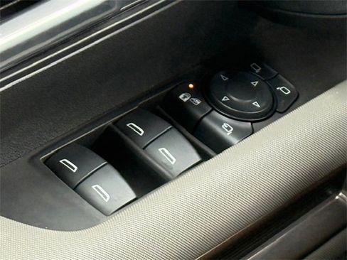 New 2025 GMC Hummer EV 2X image 35