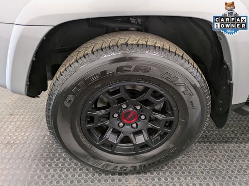 Used 2023 Toyota 4Runner TRD Off-Road Premium w/ Off Road Premium Plus Package AWD/4WD image 7