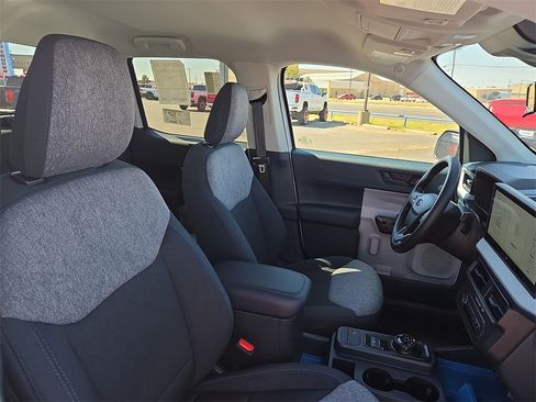 New 2025 Ford Maverick XLT image 14