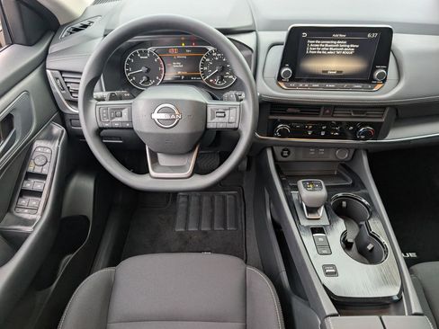 New 2026 Nissan Rogue SV FWD image 8