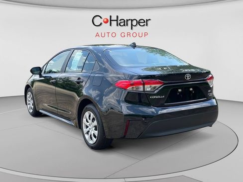 Used 2024 Toyota Corolla LE FWD image 5