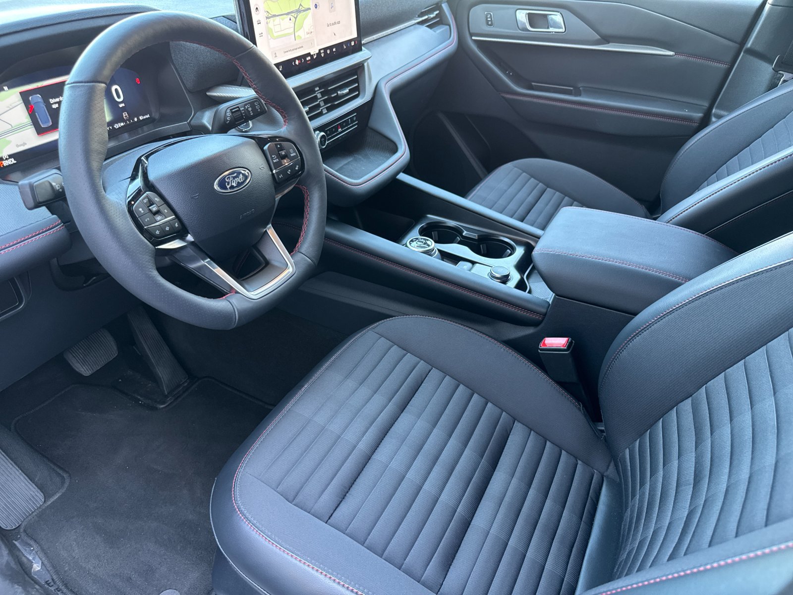 Used 2026 Ford Explorer ST-Line w/ ST-Line Street Pack RWD image 9