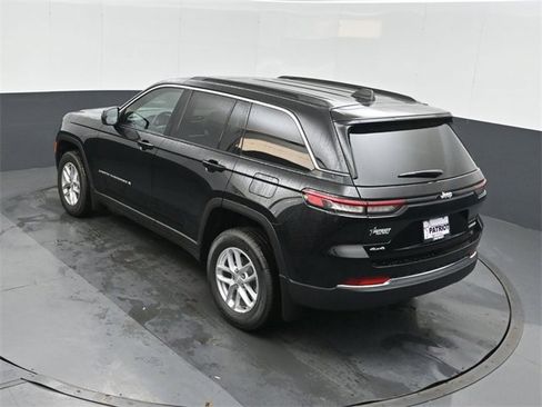 New 2025 Jeep Grand Cherokee Laredo X w/ Luxury Tech Group I image 31