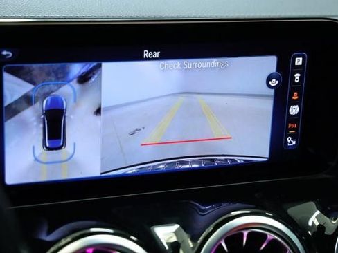Used 2024 Mercedes-Benz GLA 35 AMG 4MATIC image 7