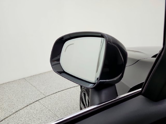 Certified 2024 Volvo XC90 B6 Plus w/ Protection Package Premier AWD/4WD image 23