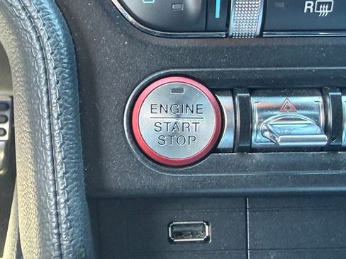 Used 2022 Ford Mustang GT Premium RWD image 11