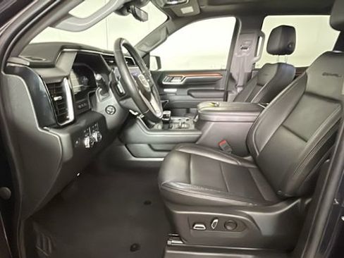 Used 2023 GMC Sierra 1500 Denali w/ Technology Package AWD/4WD image 12