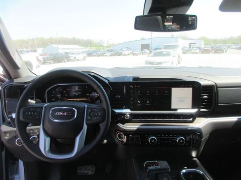 New 2026 GMC Sierra 1500 SLT w/ SLT Premium Plus Package AWD/4WD image 17