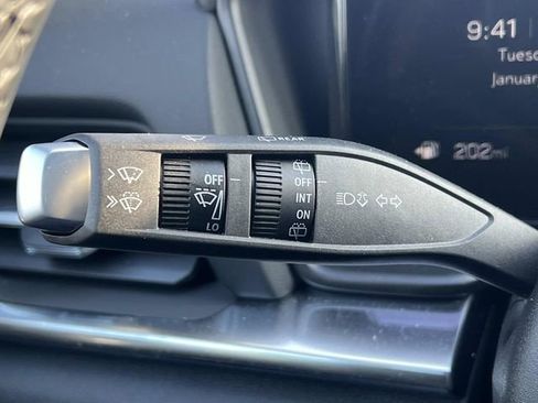 Used 2026 GMC Terrain Elevation image 28