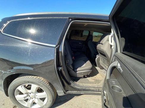 Used 2016 Chevrolet Traverse LT w/ Style and Technology Package image 27