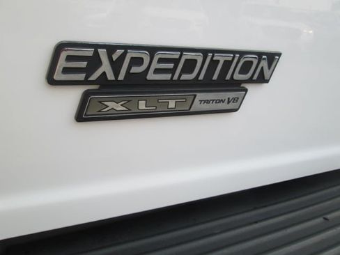 Used 2000 Ford Expedition XLT AWD/4WD image 7