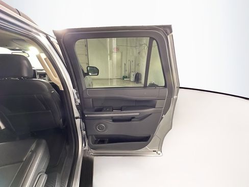 Used 2024 Ford Expedition Max XLT RWD image 32