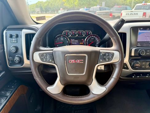 Used 2016 GMC Sierra 1500 SLT w/ SLT Premium Package AWD/4WD image 15