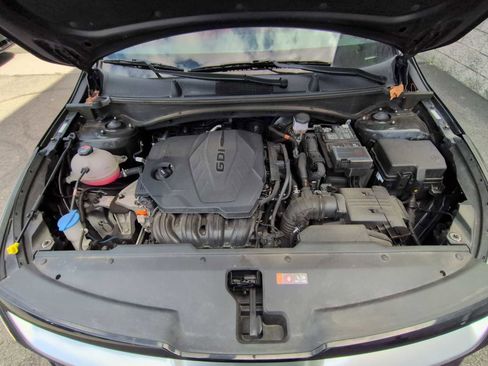 Used 2024 Kia Sportage SX image 15