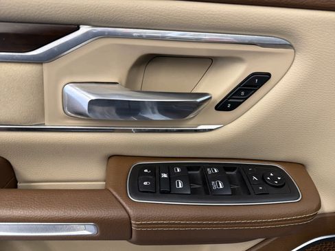 Used 2021 RAM 1500 Laramie image 18