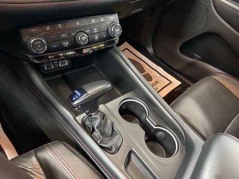 Certified 2024 Dodge Durango GT image 15