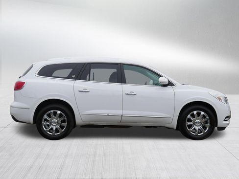 Used 2017 Buick Enclave Leather image 8