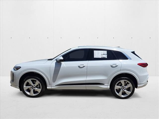 New 2025 Audi Q5 Premium w/ Premium Plus AWD/4WD image 8