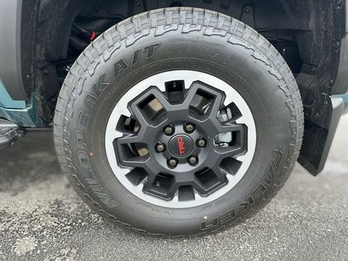 Used 2026 Toyota 4Runner TRD Off-Road Premium image 10