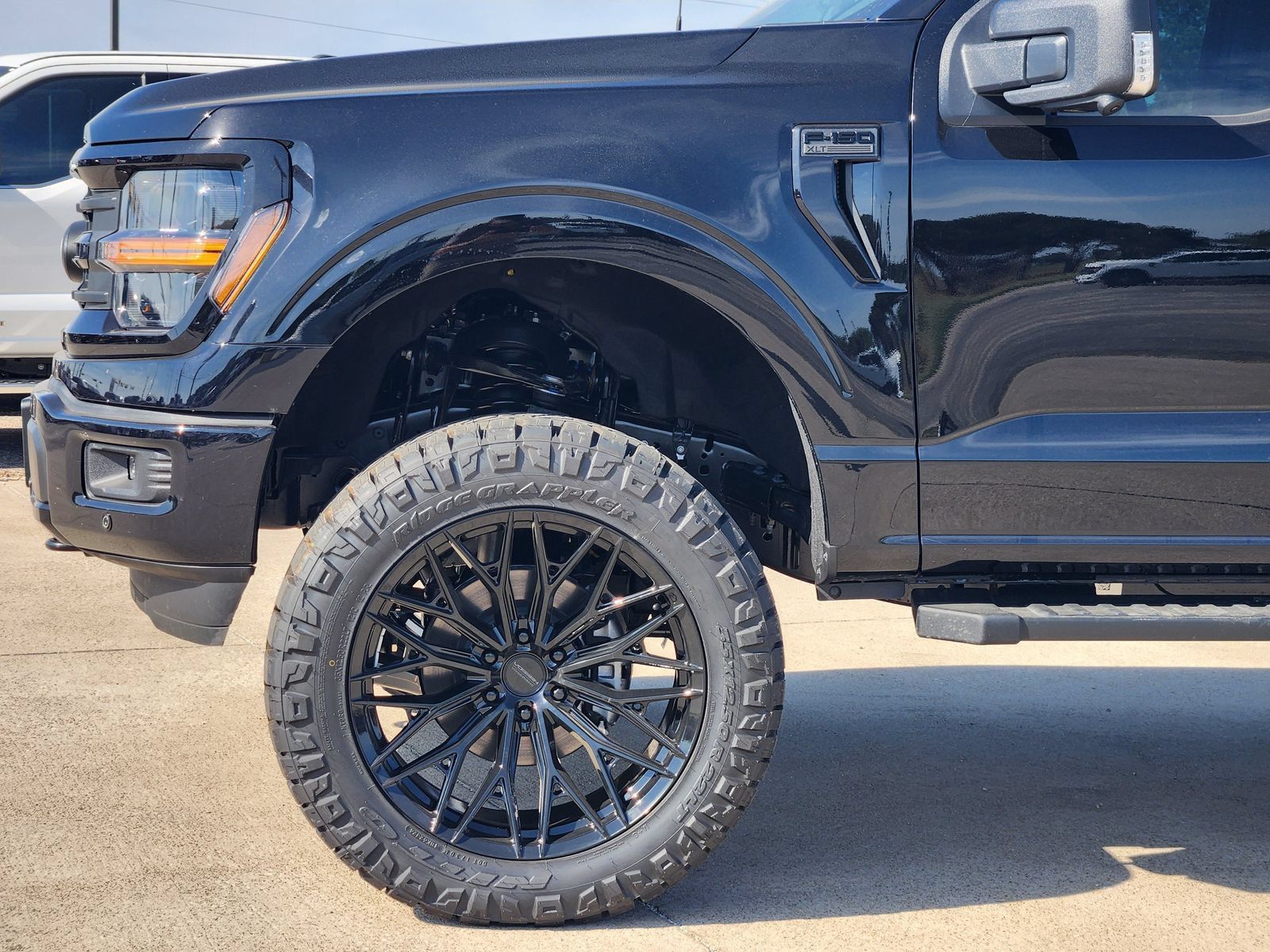 New 2026 Ford F150 XLT w/ Equipment Group 302A MID AWD/4WD image 12