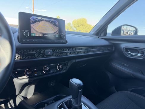 Used 2023 Honda HR-V Sport image 34