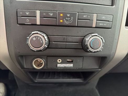 Used 2011 Ford F150 XLT w/ XLT Chrome Pkg image 27