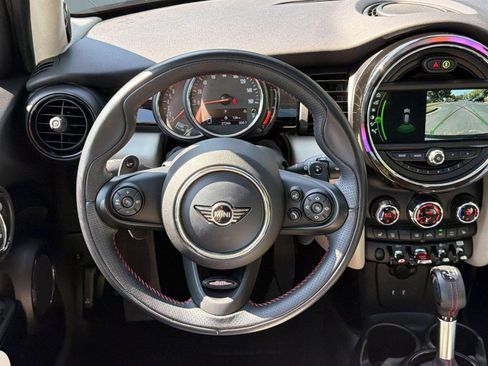 Used 2019 MINI Cooper S w/ Premium Package FWD image 27