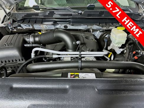 Used 2017 RAM 2500 SLT image 26