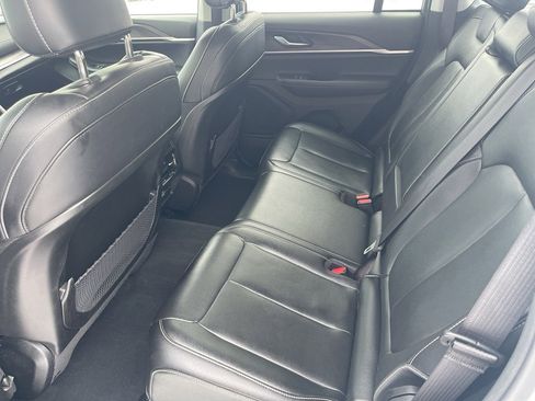 Used 2023 Jeep Grand Cherokee Limited w/ Trailer Tow Prep Group (B) image 24