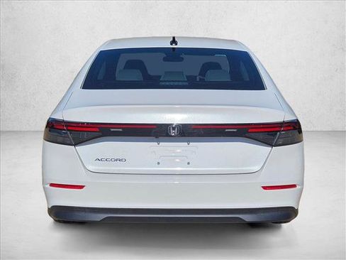 Used 2025 Honda Accord SE image 7
