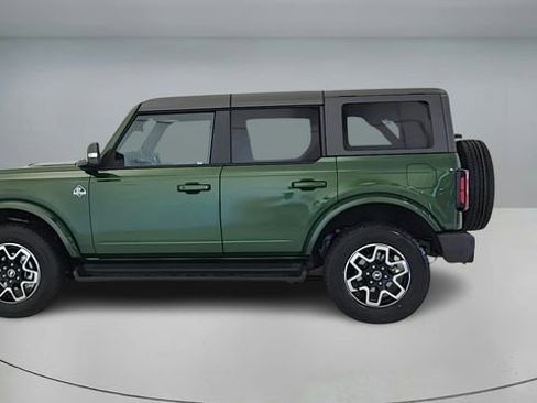 New 2025 Ford Bronco Outer Banks image 4