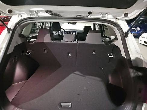 Certified 2024 Kia Seltos LX image 8