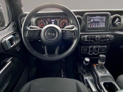 Used 2022 Jeep Gladiator Sport AWD/4WD image 5
