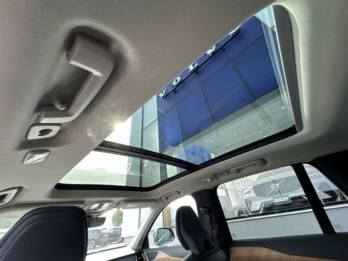 Certified 2023 Volvo XC90 B6 Plus w/ Protection Package AWD/4WD image 24