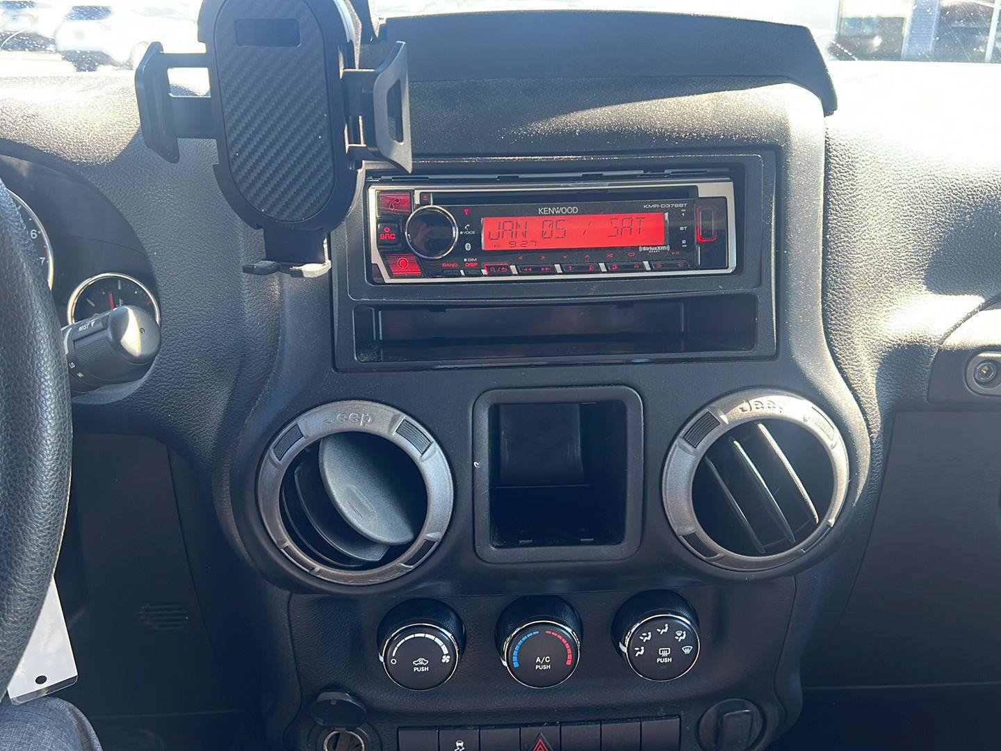 Used 2016 Jeep Wrangler Sport AWD/4WD image 20