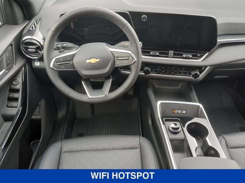 New 2026 Chevrolet Equinox LT w/ Convenience Package II AWD/4WD image 19