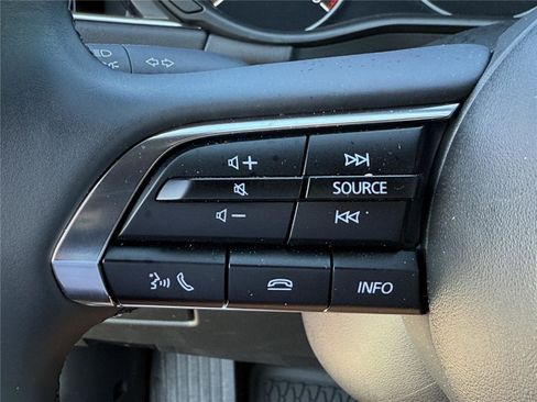 Certified 2025 MAZDA MAZDA3 s image 25