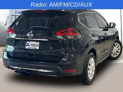 Used 2018 Nissan Rogue S image 8
